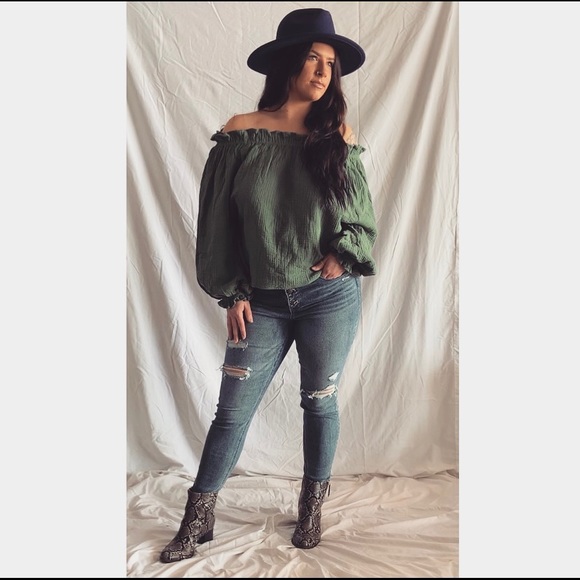 Babe Town Top - Picture 3 of 3